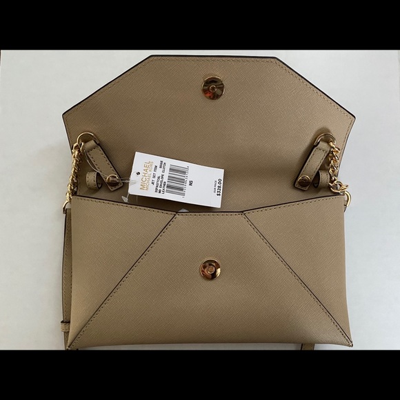 Michael Kors Clutch - Picture 4 of 5